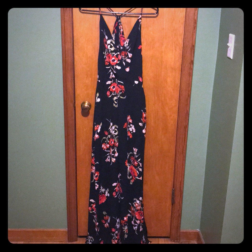 Lulu’s Maxi floral dress